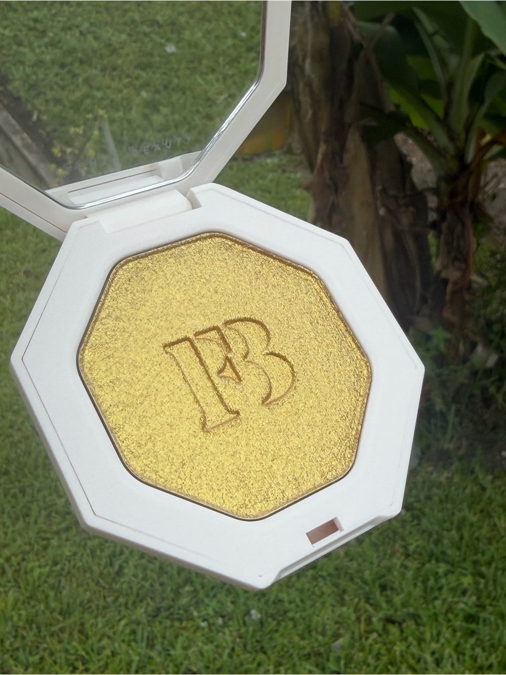 FENTY BEAUTY By Rihanna Killawatt Freestyle Highlighter — Trophy Wife Gold